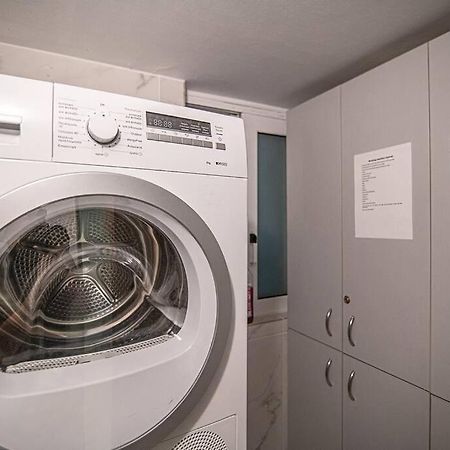 A11 Pristine & Comfy Studio Near Plaka & Parthenon Athens Exterior photo